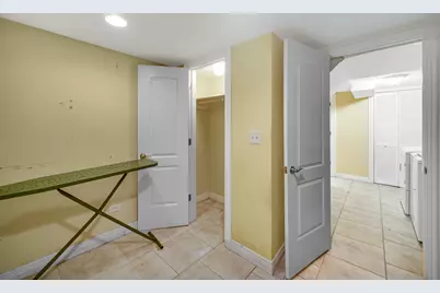 8805 Oriole Avenue, Morton Grove, IL 60053 - Photo 21