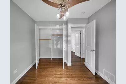 8805 Oriole Avenue, Morton Grove, IL 60053 - Photo 15