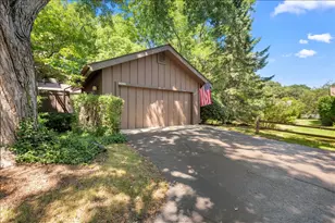 42W466 Red Bud Ct, Saint Charles, IL 60175 - Photo 1