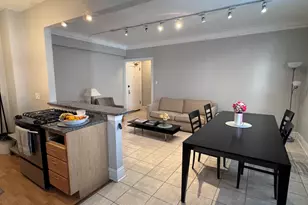 1205 W Sherwin Ave, Chicago, IL 60626 - Photo 5