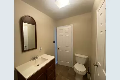 320 S Hubbard Avenue, Orangeville, IL 62939 - Photo 9