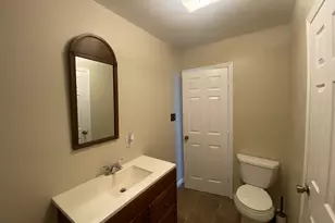 320 S Hubbard Ave, Orangeville, IL 62939 - Photo 9