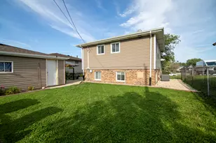 16472 Terry Ln, Oak Forest, IL 60452 - Photo 23