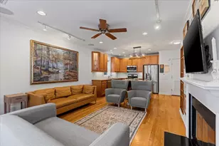2449 W Foster Ave, Chicago, IL 60625 - Photo 5