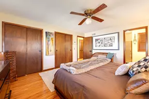 2042 S Goebbert Rd, Arlington Heights, IL 60005 - Photo 25