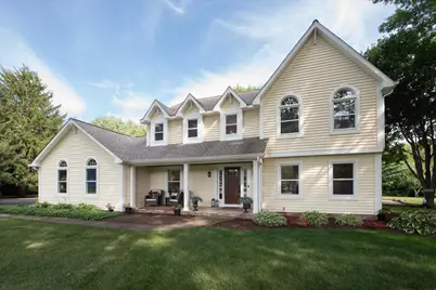 39W811 Hoeweed Lane, Saint Charles, IL 60175 - Photo 1
