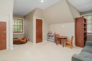126 Schooner Ln, Lake Barrington, IL 60010 - Photo 19