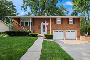 856 E Sayles Dr, Palatine, IL 60074 - Photo 1