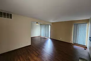 1 Stony Creek Dr, Palos Hills, IL 60465 - Photo 5