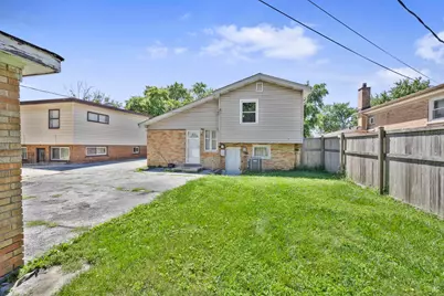 15539 Dobson Avenue, Dolton, IL 60419 - Photo 3