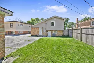 15539 Dobson Ave, Dolton, IL 60419 - Photo 3