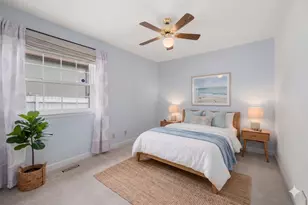 7 Greystone Ct, Streamwood, IL 60107 - Photo 13