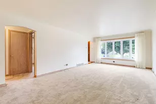 4537 W 100th Pl, Oak Lawn, IL 60453 - Photo 3