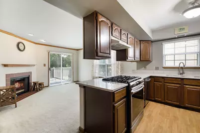 1615 Estate Circle, Naperville, IL 60565 - Photo 5