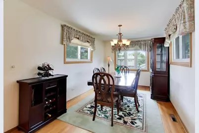 1462 Dayton Place, Des Plaines, IL 60018 - Photo 5