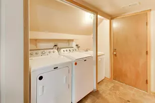 1462 Dayton Pl, Des Plaines, IL 60018 - Photo 27