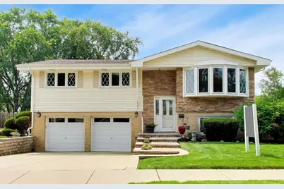 1462 Dayton Place, Des Plaines, IL 60018 - Photo 1