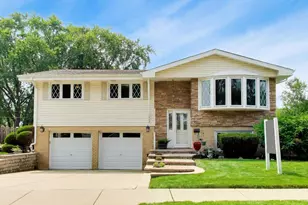 1462 Dayton Pl, Des Plaines, IL 60018 - Photo 1