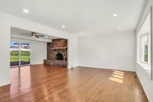 1430 W Jo Ann Ln, Addison, IL 60101 - Photo 3