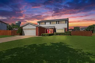 1430 W Jo Ann Ln, Addison, IL 60101 - Photo 1
