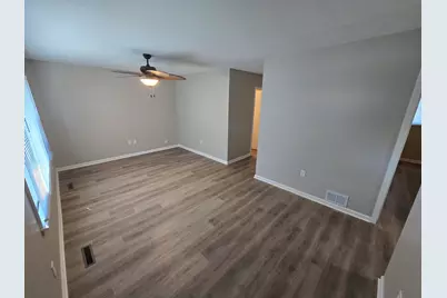 3014 Victoria Avenue, McHenry, IL 60050 - Photo 7