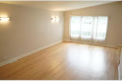 54 Fernwood Drive, Glenview, IL 60025 - Photo 3