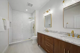 1910 S Prairie Ave, Chicago, IL 60616 - Photo 17
