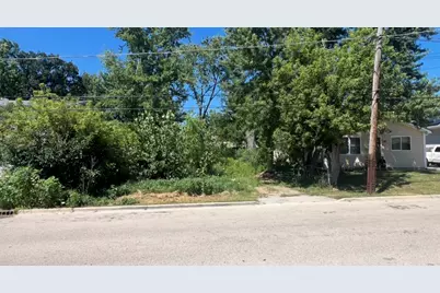 24628 W Passavant Avenue, Round Lake, IL 60073 - Photo 1