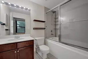 1000 W 15th St, Chicago, IL 60608 - Photo 19