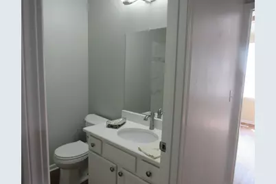 255 W Treehouse Lane, Round Lake, IL 60073 - Photo 11
