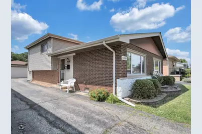 11044 Menard Avenue, Chicago Ridge, IL 60415 - Photo 3