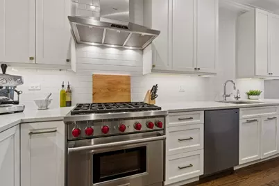 877 N Hermitage Avenue #1, Chicago, IL 60622 - Photo 7