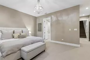 877 N Hermitage Ave, Chicago, IL 60622 - Photo 13