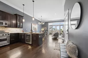 1423 W Belmont Ave, Chicago, IL 60657 - Photo 19