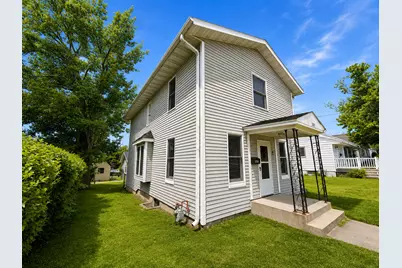 1207 W American Street, Freeport, IL 61032 - Photo 7
