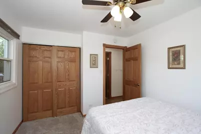 130 Westview Street, Hoffman Estates, IL 60169 - Photo 11