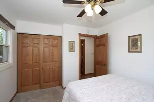 130 Westview St, Hoffman Estates, IL 60169 - Photo 11
