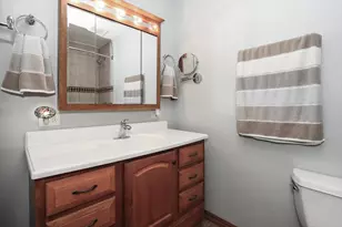 130 Westview St, Hoffman Estates, IL 60169 - Photo 15