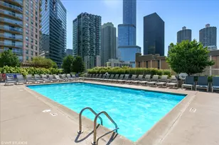 545 N Dearborn St, Chicago, IL 60654 - Photo 31