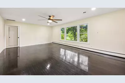15725 New England Avenue, Tinley Park, IL 60477 - Photo 7