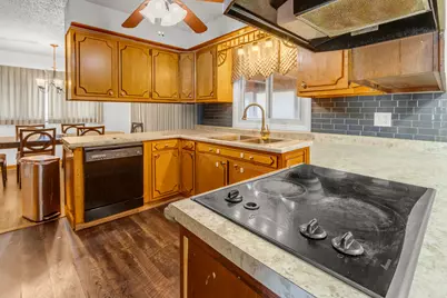508 N Metropolitan Avenue, Waukegan, IL 60085 - Photo 7