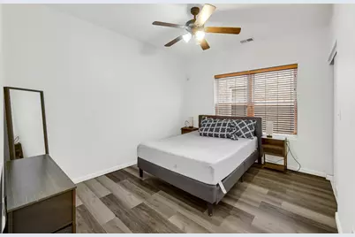 5933 W Huron Street #1S, Chicago, IL 60644 - Photo 13