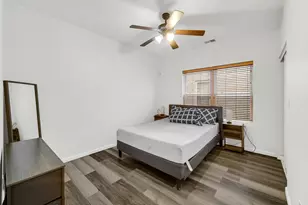 5933 W Huron St, Chicago, IL 60644 - Photo 13