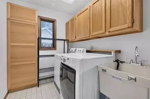 11644 Brookwood Dr, Orland Park, IL 60467 - Photo 15
