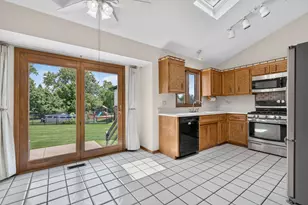 11644 Brookwood Dr, Orland Park, IL 60467 - Photo 9