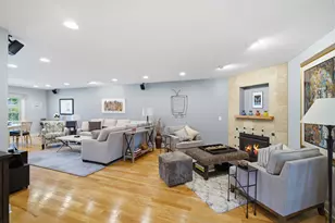 301 Earls Ct, Deerfield, IL 60015 - Photo 9