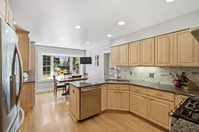 301 Earls Court, Deerfield, IL 60015 - Photo 11