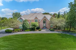 1500 MacAlpin Cir, Inverness, IL 60010 - Photo 1