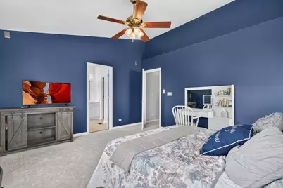 3015 Langston Circle, Saint Charles, IL 60175 - Photo 15