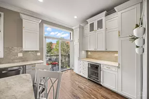 233 W Wood St, Palatine, IL 60067 - Photo 13
